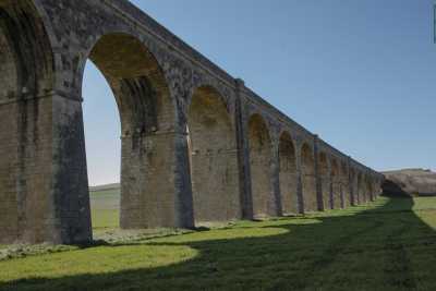 Spinazzola, maestoso e dimenticato: � l'ottocentesco "Ponte dei 21 archi"